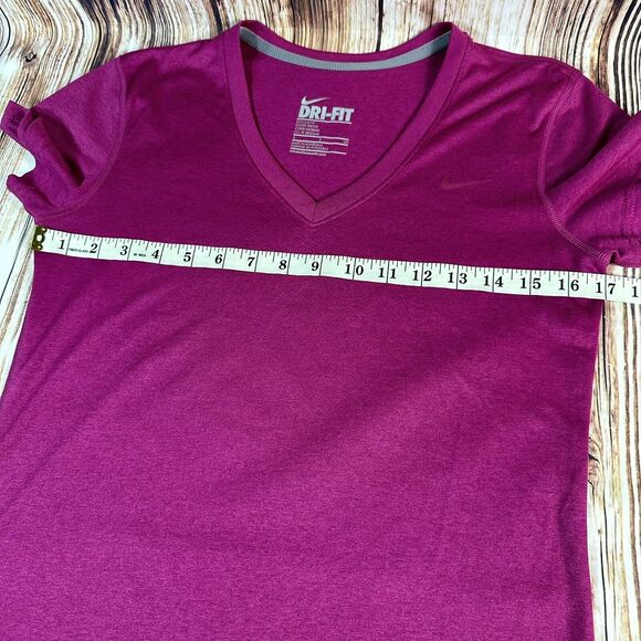 Nike Dri Fit REGULAR FIT Women's Size Small Purple V Neck Athletic T Shirt Top - Picture 5 of 9